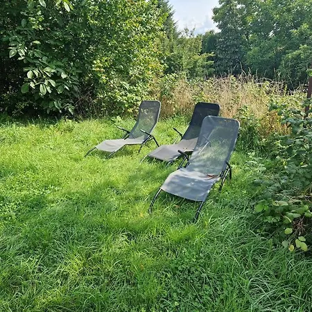 Naturnahes Wohnen In Einem Alten Haus Mit Garten Windeck Exterior photo