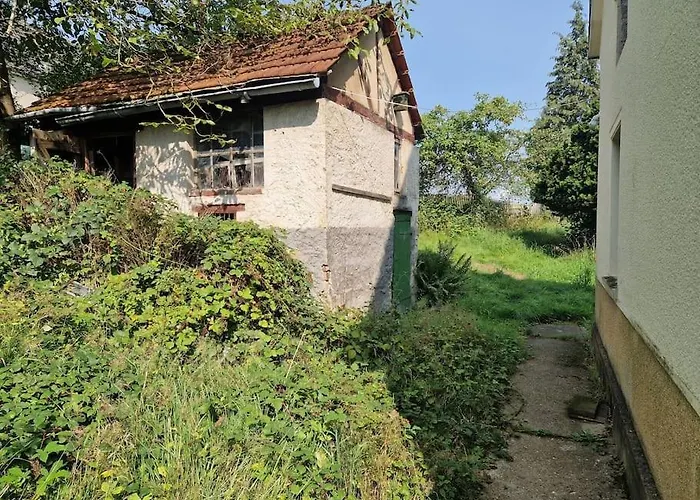 Naturnahes Wohnen In Einem Alten Haus Mit Garten