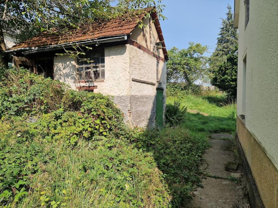 Naturnahes Wohnen In Einem Alten Haus Mit Garten